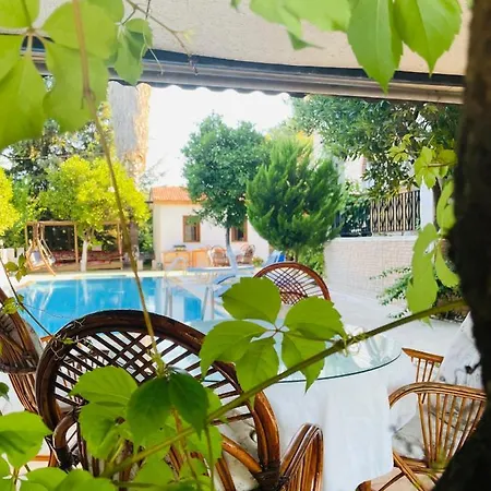 Second Boutique Hotel *